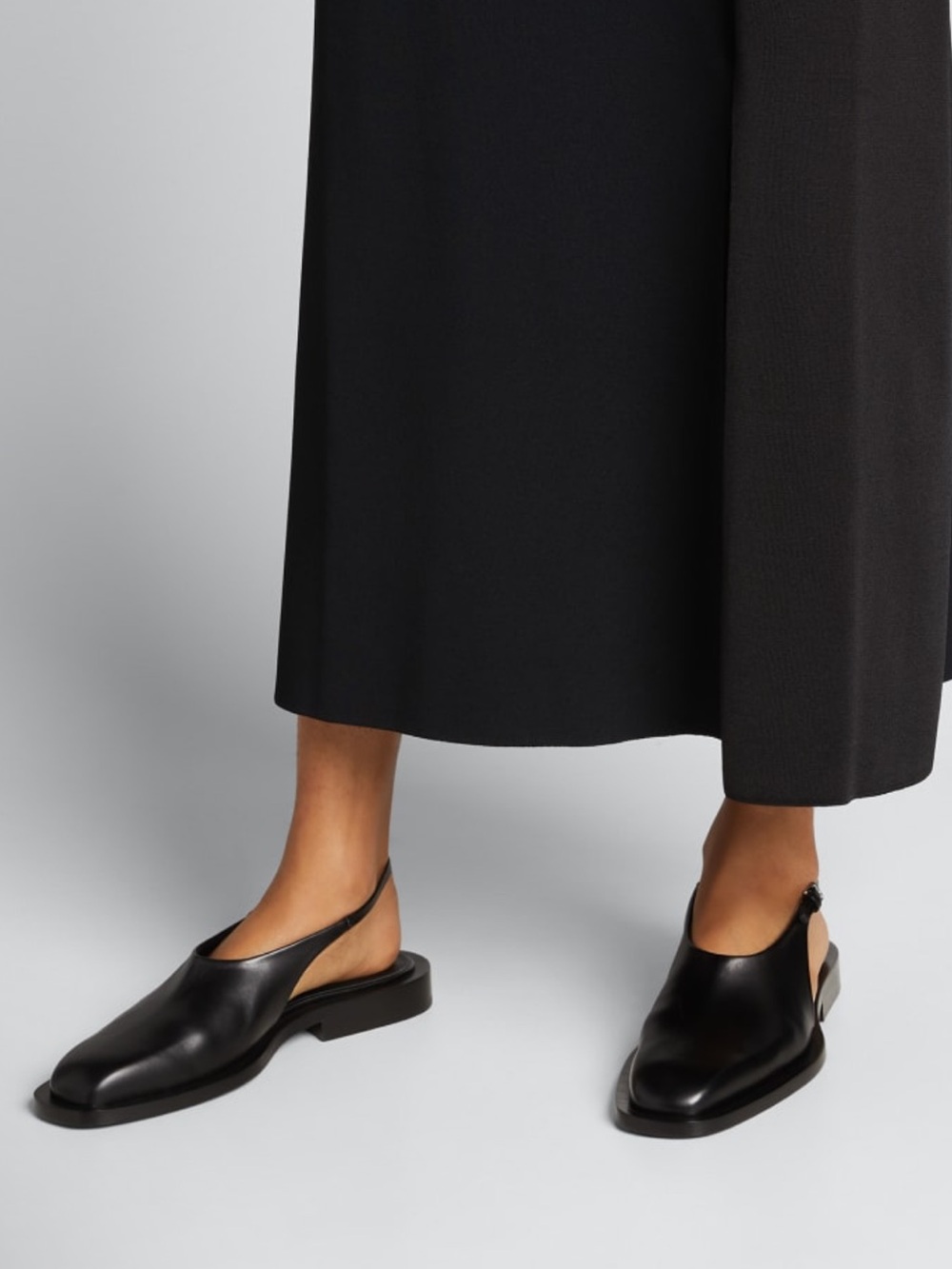 JIL SANDER
Slingback Leather Flat Sandals - Picture 1 of 12